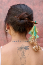 Lizzie Bun Stick - Image 3